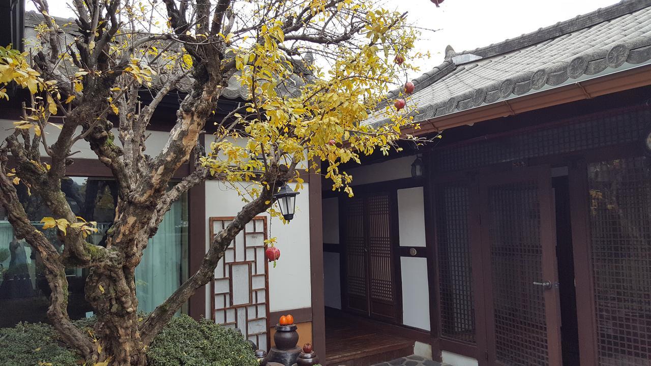 Inyeon Hanok Guesthouse Jeonju Exterior photo